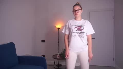 Kate online show from 10-01-25, 04:29