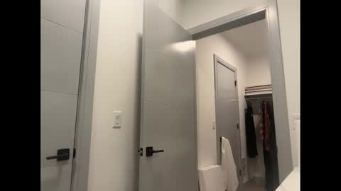 Snapshot of pollyyypocket chatting on 11-15-25, 05:42 Polly Pocket online show from 11-15-25, 05:42