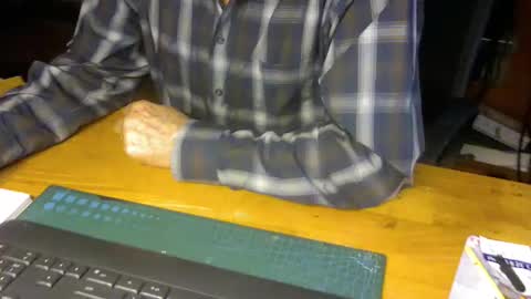 pomme1949 online show from 10-01-25, 09:37