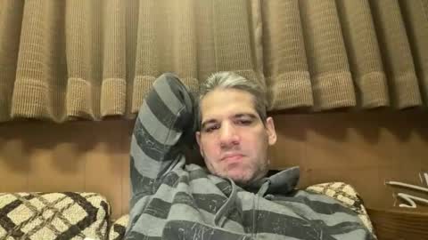 Snapshot of ponchynyc chatting on 10-18-25, 04:59 PONCH online show from 10-18-25, 04:59