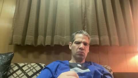 Snapshot of ponchynyc chatting on 11-04-25, 04:22 PONCH online show from 11-04-25, 04:22