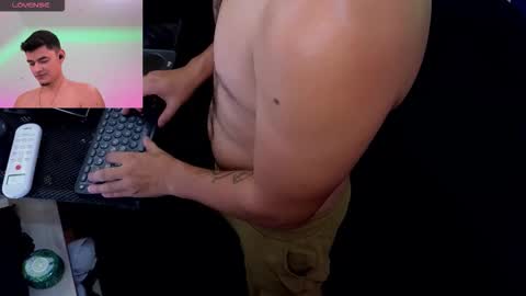 Snapshot of ponyo_1 chatting on 09-25-25, 10:57 online show from 09-25-25, 10:57