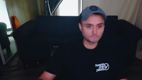 Snapshot of poo_c_licker213 chatting on 10-13-25, 03:01 poo_c_licker213 online show from 10-13-25, 03:01