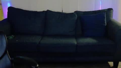 Snapshot of poo_c_licker213 chatting on 12-14-25, 06:30 poo_c_licker213 online show from 12-14-25, 06:30