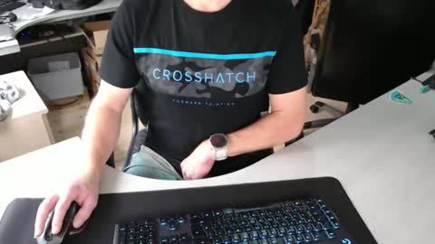 Snapshot of poodledude chatting on 10-09-25, 10:46 Dave online show from 10-09-25, 10:46