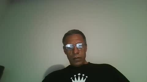 Snapshot of poolguy2496 chatting on 09-14-25, 04:44 poolguy2496 online show from 09-14-25, 04:44