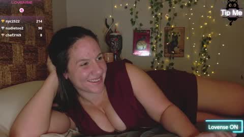 Emily at Home online show from 10-02-25, 12:06