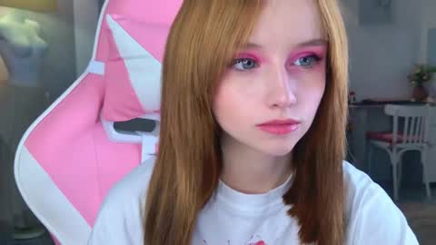 Snapshot of popjenny chatting on 11-16-25, 04:34 Hi Daddy Im Jane online show from 11-16-25, 04:34