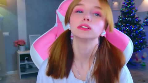 Snapshot of popjenny chatting on 12-19-25, 11:17 Hi Daddy Im Jane online show from 12-19-25, 11:17