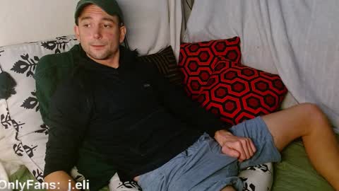 Snapshot of poppunk4life chatting on 01-15-25, 01:12 Kyle online show from 01-15-25, 01:12