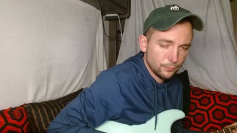 Snapshot of poppunk4life chatting on 01-21-25, 10:52 Kyle online show from 01-21-25, 10:52