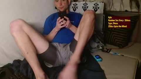 Snapshot of poppunk4life chatting on 03-03-25, 10:17 Kyle online show from 03-03-25, 10:17