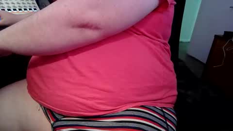 Snapshot of porkypork chatting on 04-10-26, 04:23 porkdaddy online show from 04-10-26, 04:23