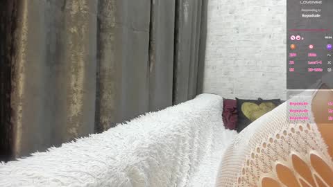 Viki Di online show from 12-25-24, 02:35