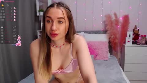 Snapshot of pornogirlx chatting on 02-09-25, 10:21 Masha online show from 02-09-25, 10:21