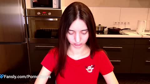 Kristina  Xander online show from 12-10-24, 01:22