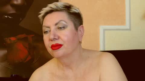 LADY POSH online show from 12-18-24, 05:04