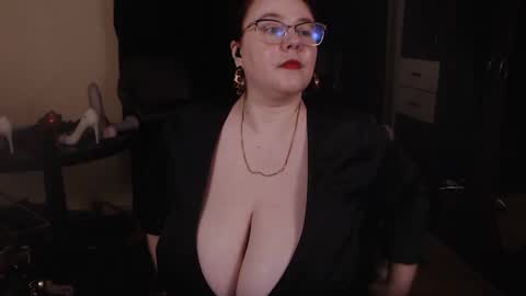 PoshMistres    online show from 12-17-24, 03:06