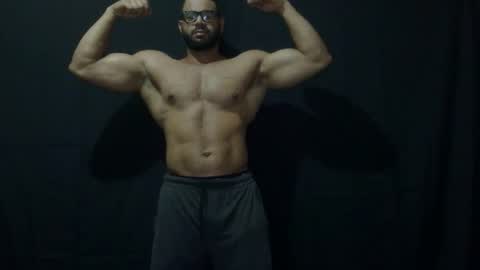 Snapshot of powerdmuscle chatting on 03-31-26, 12:12 powerdmuscle online show from 03-31-26, 12:12