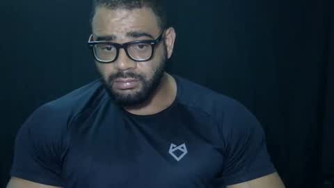 Snapshot of powerdmuscle chatting on 04-01-26, 11:35 powerdmuscle online show from 04-01-26, 11:35