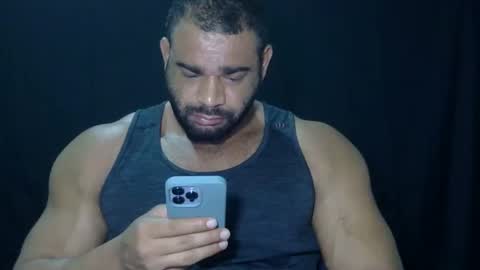 Snapshot of powerdmuscle chatting on 04-12-26, 10:48 powerdmuscle online show from 04-12-26, 10:48