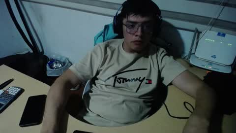 powerfulzeus2 online show from 11-29-25, 02:03