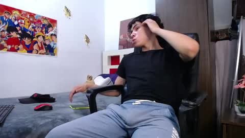 Snapshot of poysonsam chatting on 02-08-25, 04:36 Ricksam online show from 02-08-25, 04:36