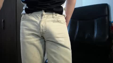 Snapshot of poysonsam chatting on 12-16-25, 11:37 Ricksam online show from 12-16-25, 11:37