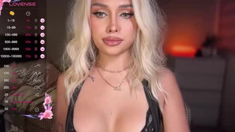 Snapshot of precious_amber69 chatting on 10-29-25, 12:57 Oh my Amber online show from 10-29-25, 12:57