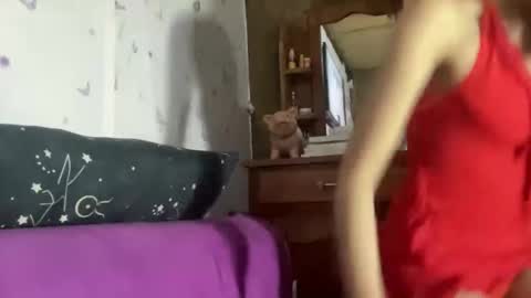 precious_mitch18 online show from 09-13-25, 01:00