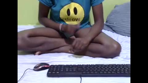 Snapshot of precious_nesh chatting on 02-27-25, 07:12 precious_nesh online show from 02-27-25, 07:12