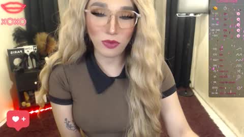 Snapshot of preciousrosedoll chatting on 11-28-25, 01:08 Rosedoll online show from 11-28-25, 01:08