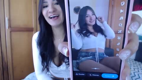 Snapshot of pregnant_love1 chatting on 10-12-25, 03:33 ---- online show from 10-12-25, 03:33