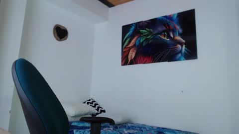 Snapshot of pregnant_love1 chatting on 12-02-25, 06:47 ---- online show from 12-02-25, 06:47