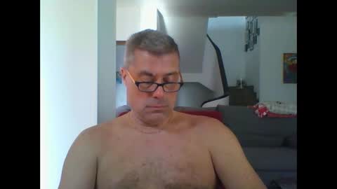 Snapshot of prendimisubito chatting on 10-09-25, 12:58 prendimisubito online show from 10-09-25, 12:58