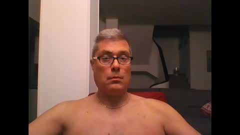 Snapshot of prendimisubito chatting on 10-24-25, 01:24 prendimisubito online show from 10-24-25, 01:24