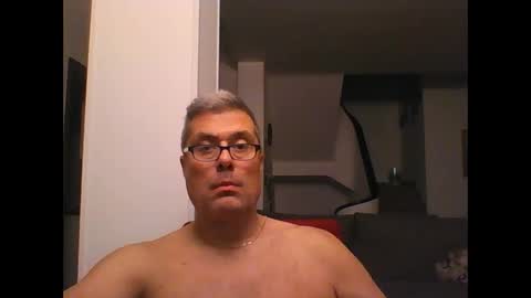 Snapshot of prendimisubito chatting on 11-05-25, 12:32 prendimisubito online show from 11-05-25, 12:32