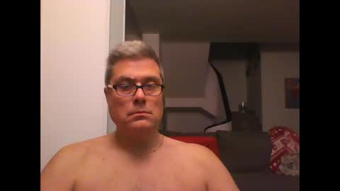 Snapshot of prendimisubito chatting on 11-16-25, 10:48 prendimisubito online show from 11-16-25, 10:48