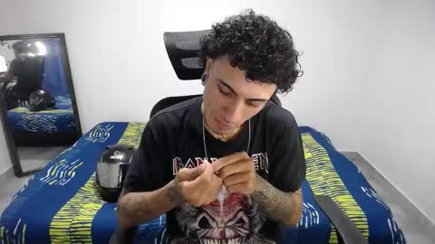 Plux online show from 10-31-25, 11:39