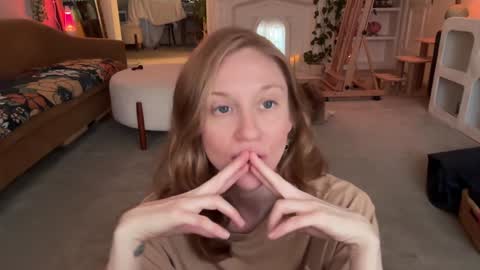 Pretend online show from 11-06-25, 12:55