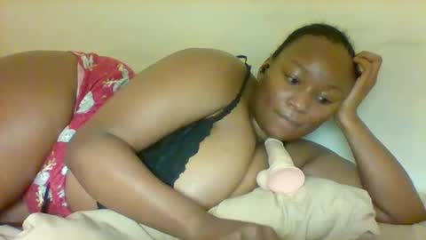 Prettie diva online show from 02-19-26, 12:06