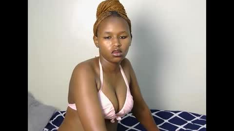 Snapshot of pretttybarbie chatting on 02-08-26, 02:20 Barbie online show from 02-08-26, 02:20