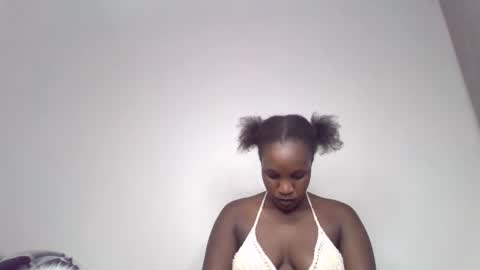 pretty_curvy99 online show from 04-08-26, 08:47