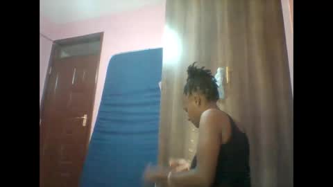 Snapshot of pretty_darya chatting on 01-06-25, 01:09 pretty_darya online show from 01-06-25, 01:09