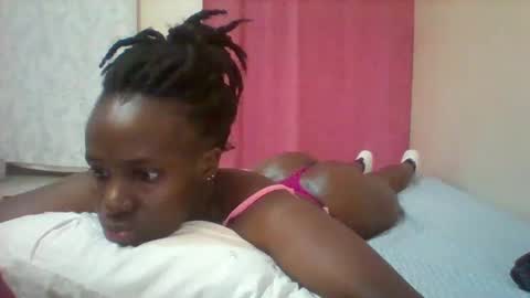 Snapshot of pretty_darya chatting on 02-05-25, 04:06 pretty_darya online show from 02-05-25, 04:06