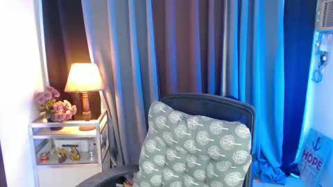 Kim online show from 10-29-25, 02:14