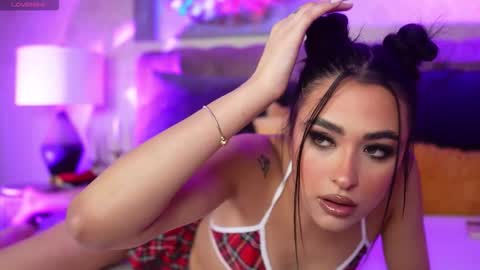 Lia online show from 10-18-25, 04:15