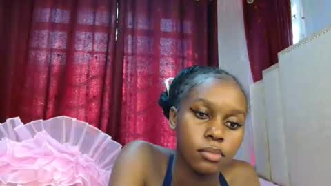 Snapshot of pretty_lioness_ chatting on 03-02-26, 07:15 Pretty online show from 03-02-26, 07:15