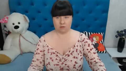 pretty_malika online show from 02-20-25, 09:44