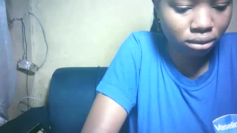 pretty_milan online show from 12-20-25, 10:11